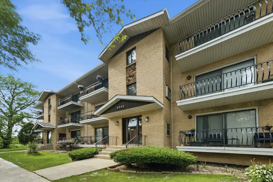 9649 S Harlem Avenue #3C, Chicago Ridge, IL 60415 - #2