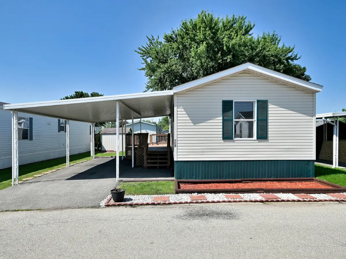 104 9th Avenue, Bartlett, IL 60103 - #1