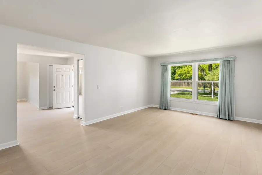 11 Birchwood Avenue, Deerfield, IL 60015 - #3