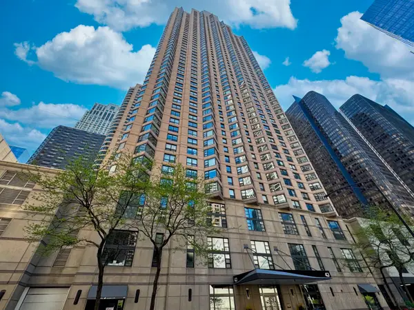 401 E Ontario Street #409, Chicago, IL 60611