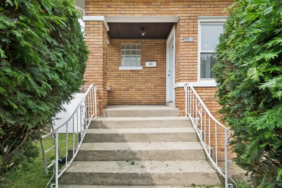 2100 S 10th Avenue, Maywood, IL 60153 - #3
