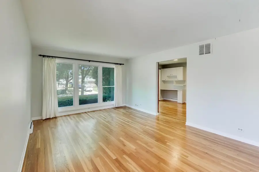 1326 S Dunton Avenue, Arlington Heights, IL 60005 - #2