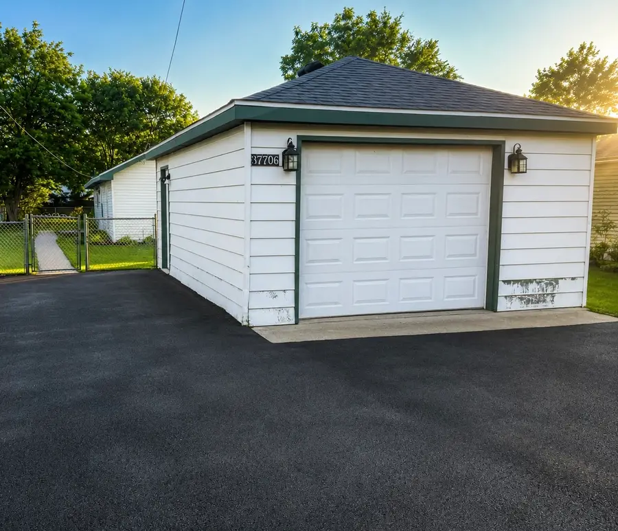 37706 N Nippersink Place, Spring Grove, IL 60081 - #2
