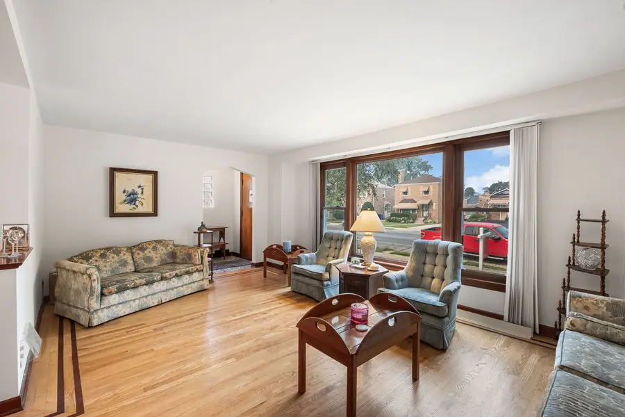 5038 N Nagle Avenue, Chicago, IL 60630 - #2