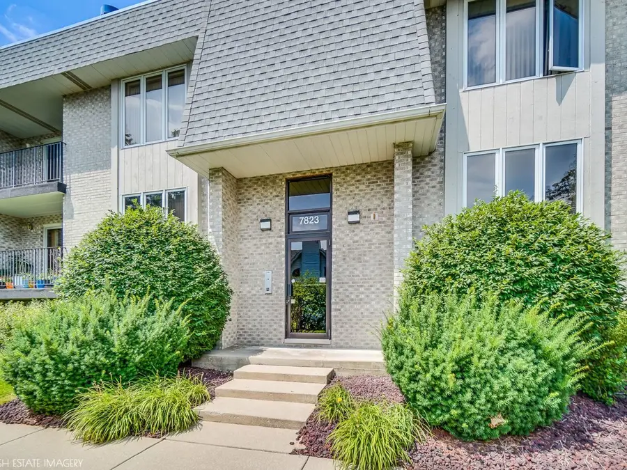 7823 W 157th Place #2W, Orland Park, IL 60462 - #2