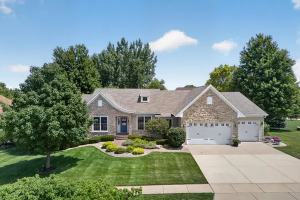 6138 Whispering Hill, Bettendorf, IA 52722