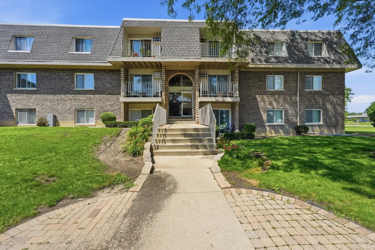 870 Winesap Court #301, Prospect Heights, IL 60070 - #1
