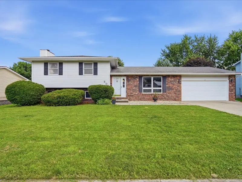 507 N Washington Street, Hudson, IL 61748 - #1