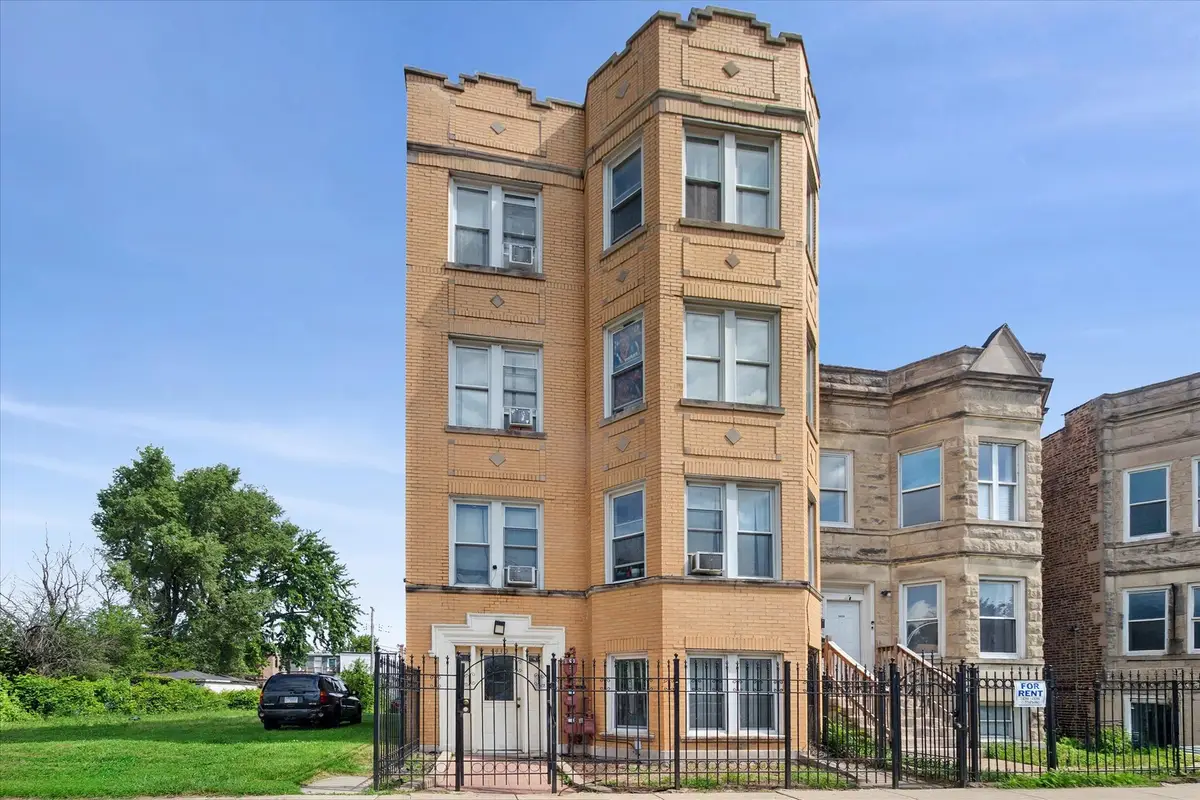 4430 W Congress Parkway, Chicago, IL 60624 - #1