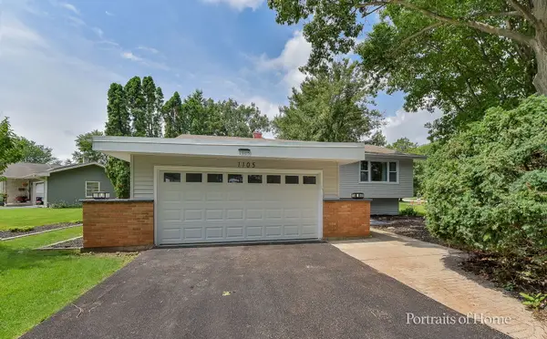 1105 Modaff Road, Naperville, IL 60540