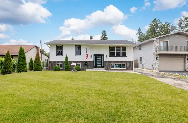 17W667 Lorraine Avenue, Addison, IL 60101