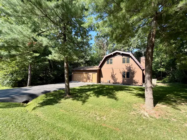 325 Rochester Road, Poplar Grove, IL 61065