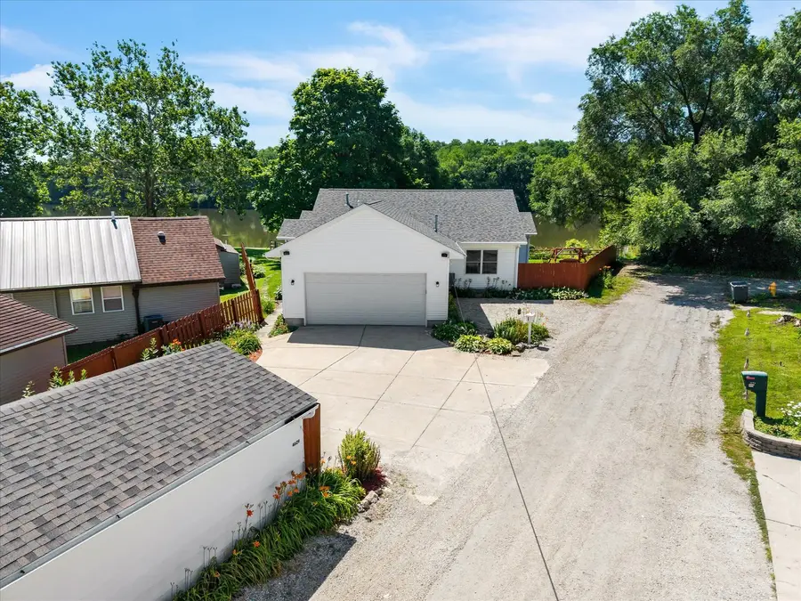 4629 34th Street, Rock Island, IL 61201 - #2