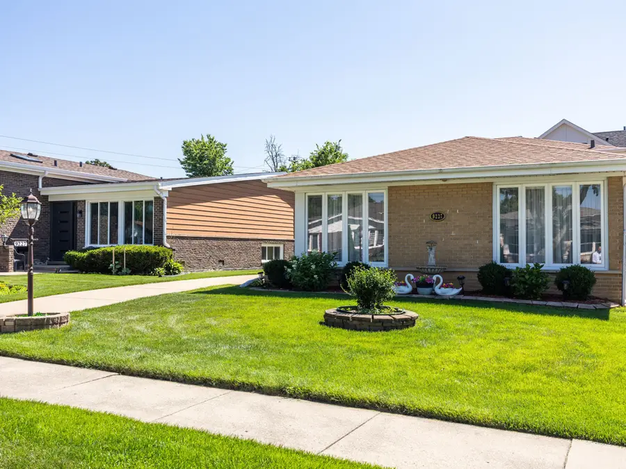 9227 Merrill Avenue, Morton Grove, IL 60053 - #2