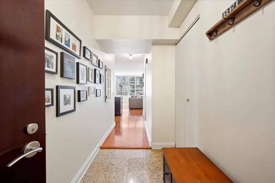 33 W Ontario Street #31C, Chicago, IL 60654 - #3