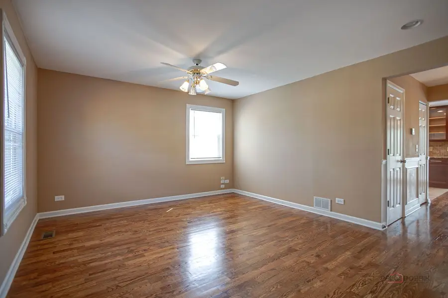2382 N Quaker Hollow Lane, Round Lake Beach, IL 60073 - #3