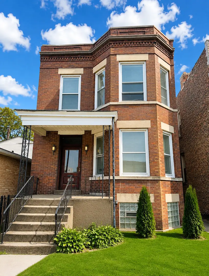 743 E 69th Place, Chicago, IL 60637 - #1