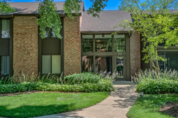 740 Saint Andrews Lane #48, Crystal Lake, IL 60014