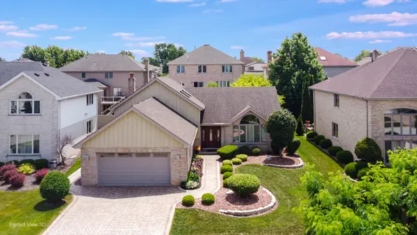 9033 Christina Drive, Hickory Hills, IL 60457