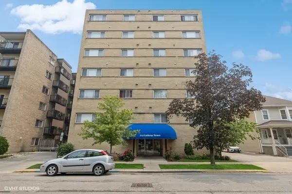 314 Lathrop Avenue #303, Forest Park, IL 60130