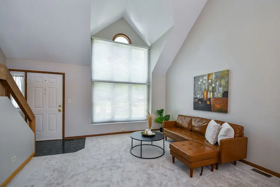 102 Juniper Drive, North Aurora, IL 60542 - #3