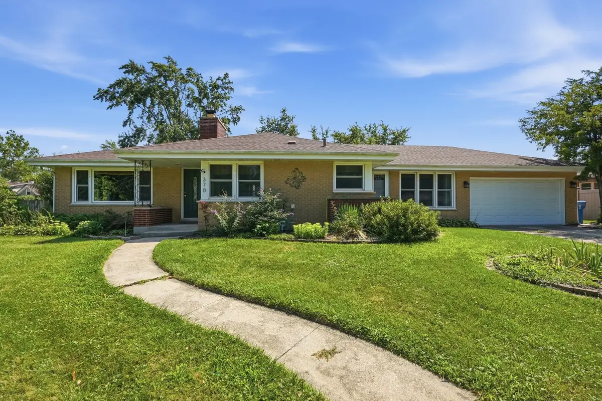 370 Oakwood Drive, Crete, IL 60417 - #1