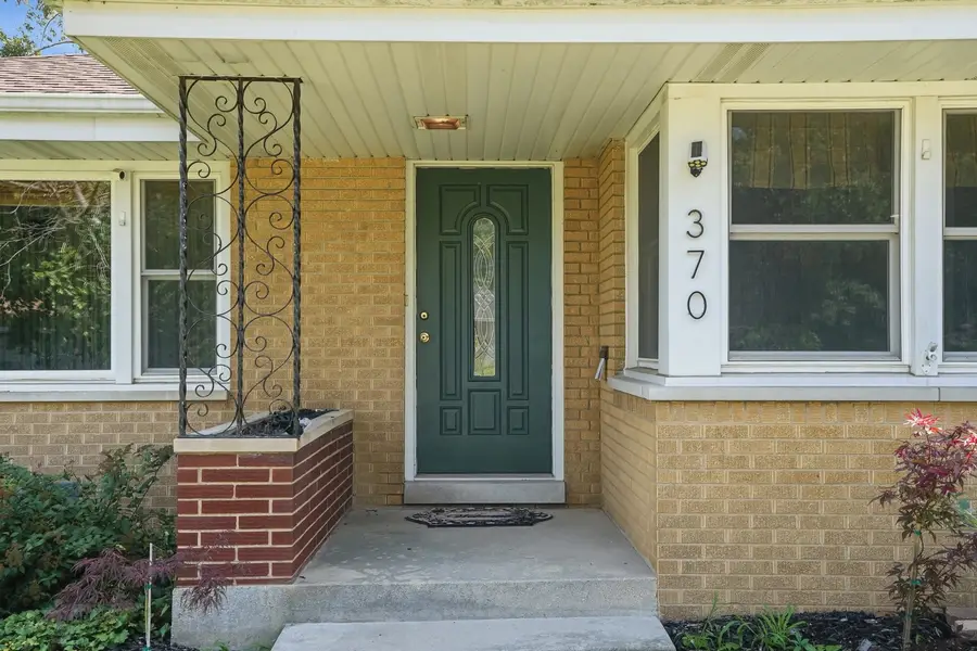 370 Oakwood Drive, Crete, IL 60417 - #2