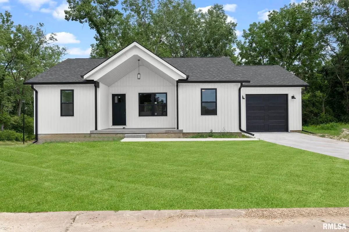 813 Williams Way, Carbon Cliff, IL 61239 - #1