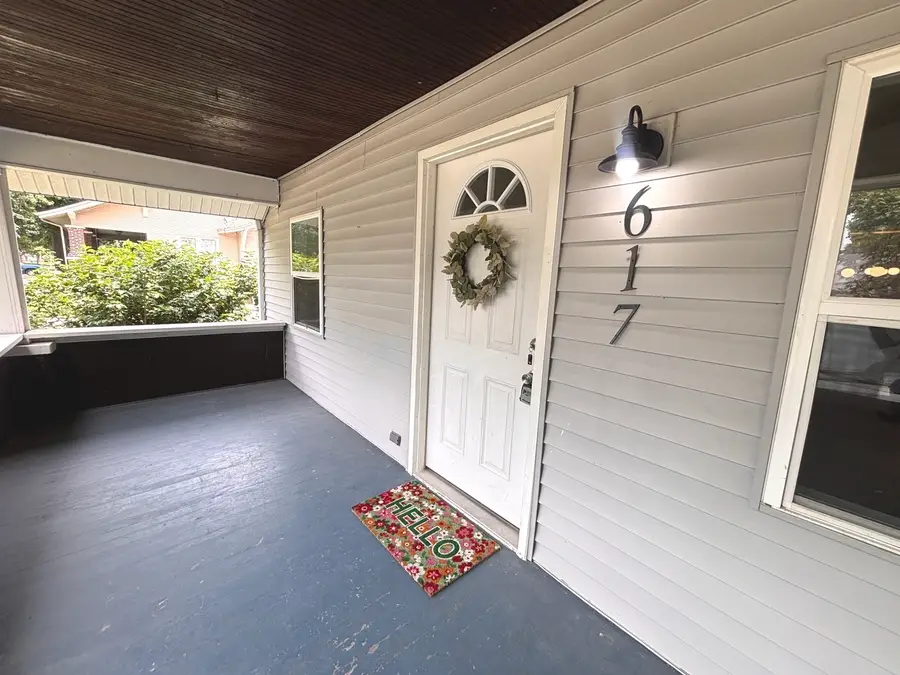 617 E 4th Street, Centralia, IL 62801 - #2