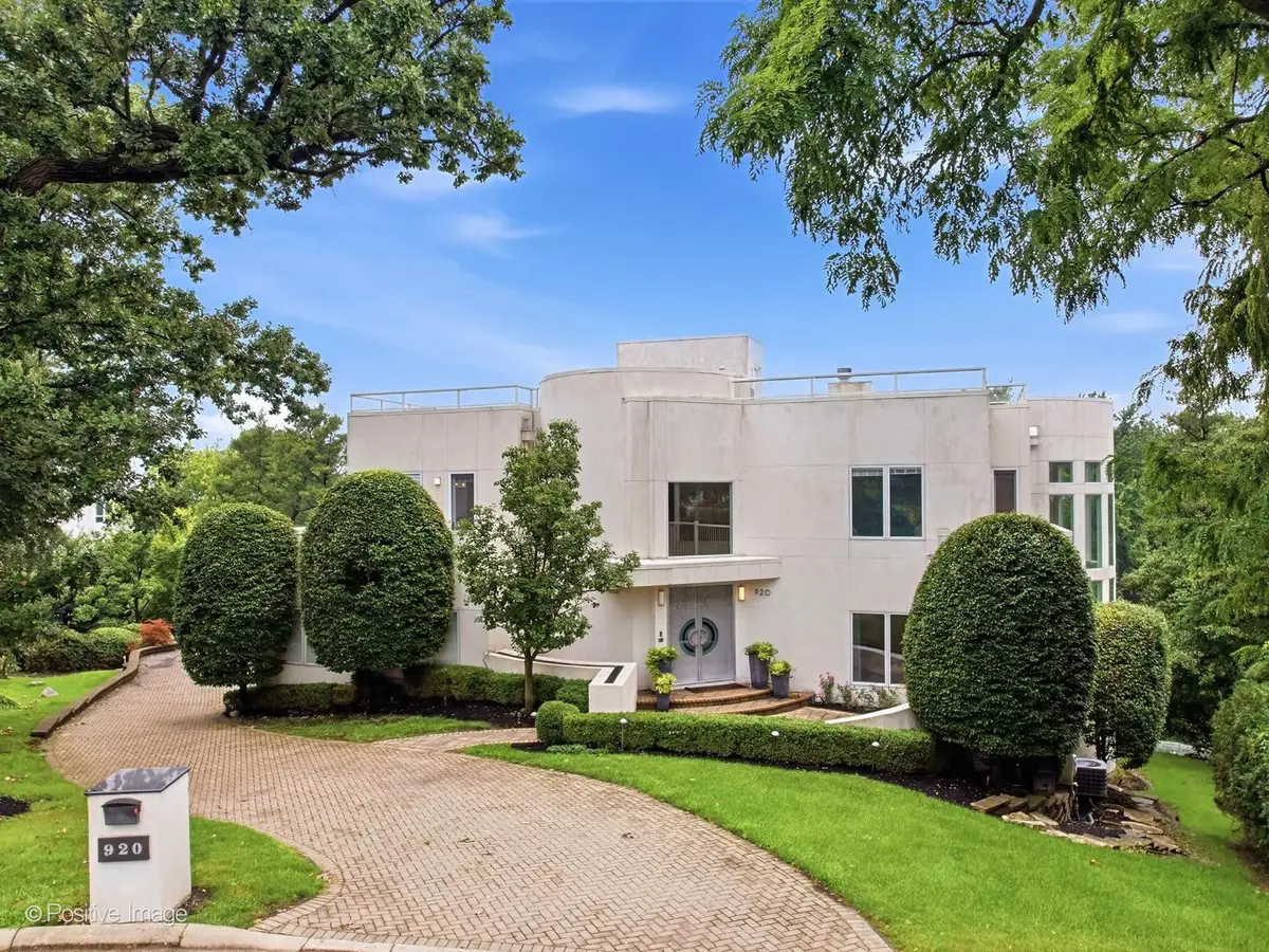 920 St Stephens Green, Oak Brook, IL 60523 - #1