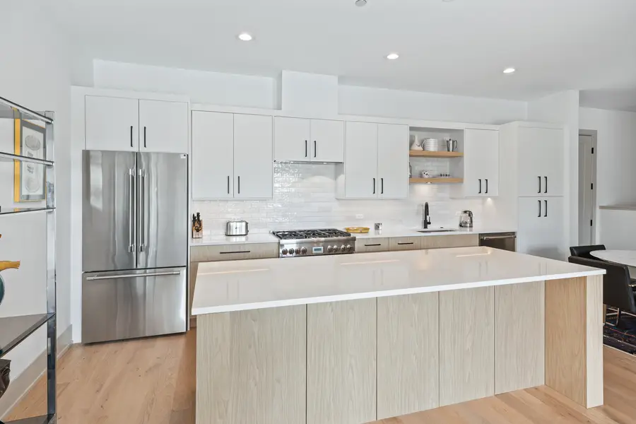 1548 W Ardmore Avenue #2C, Chicago, IL 60660 - #3