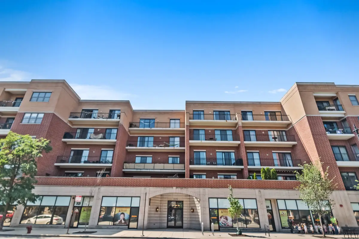 3125 W Fullerton Avenue #204, Chicago, IL 60647 - #1
