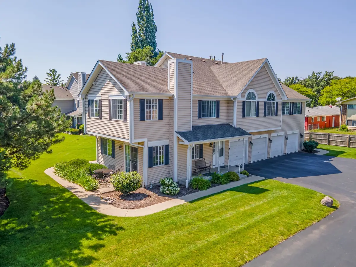 677 Silver Creek Drive, Woodstock, IL 60098 - #1