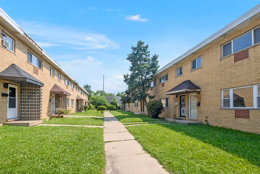 Address Withheld By Seller, Hazel Crest, IL 60429 - #2
