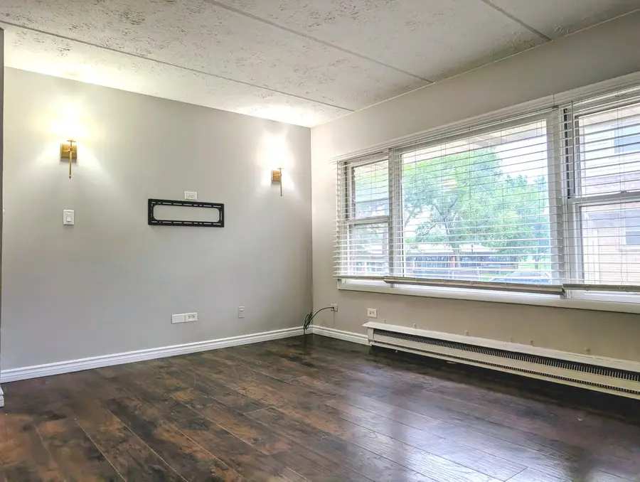 9907 W 58th Street #6, Countryside, IL 60525 - #2
