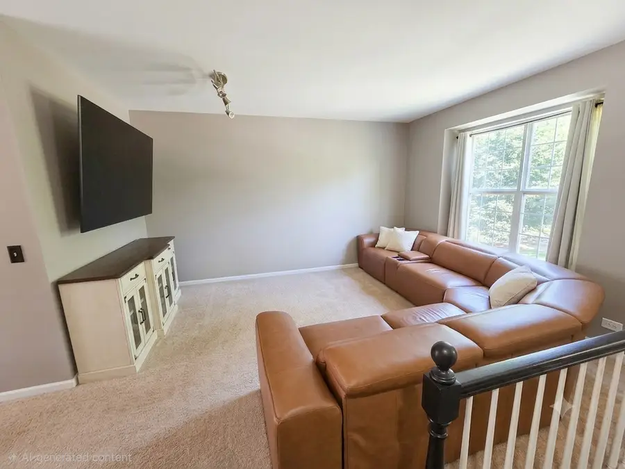 208 Comstock Drive, Elgin, IL 60124 - #3