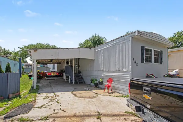 7500 Elmhurst Road #485, Des Plaines, IL 60018