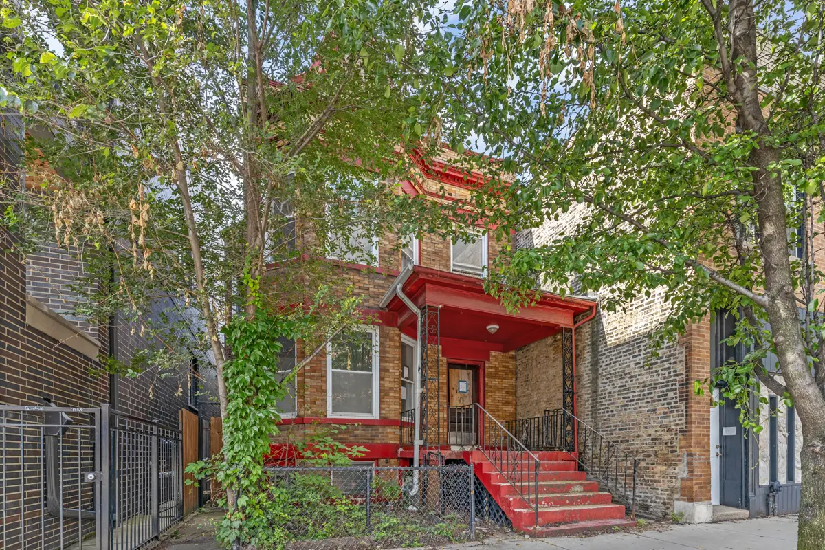 1907 W Irving Park Road, Chicago, IL 60613 - #1