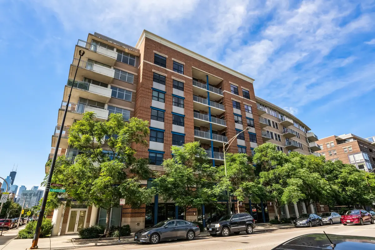 511 W Division Street #706, Chicago, IL 60610 - #1