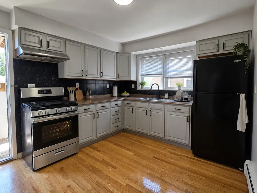 525 25th Avenue, Bellwood, IL 60104 - #3