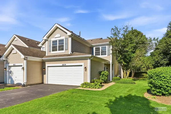 1809 Moore Court, St. Charles, IL 60174