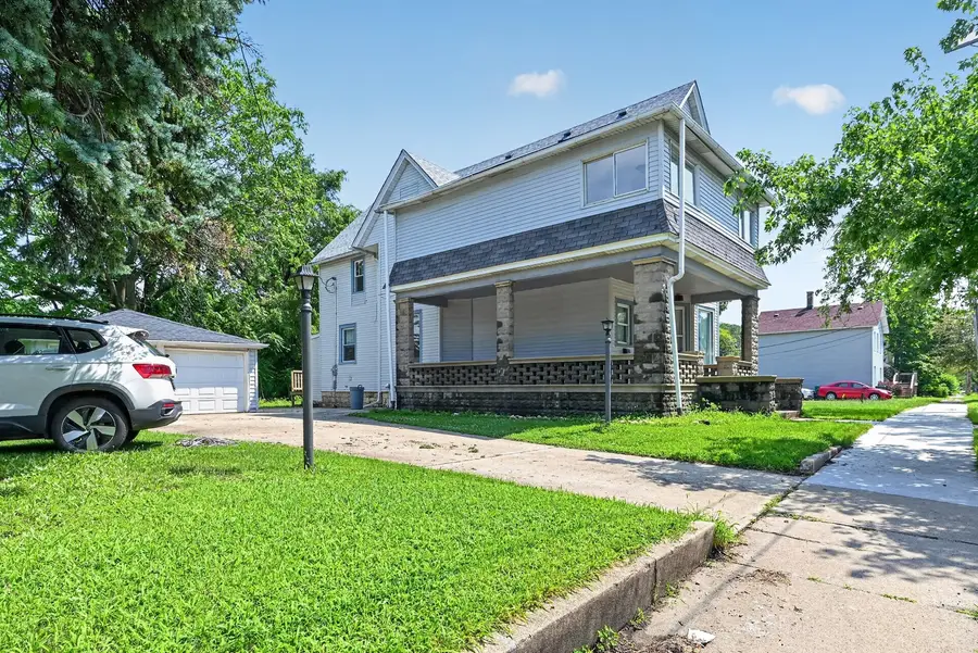 107 4th Avenue, Joliet, IL 60433 - #3