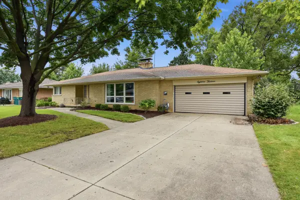 1813 West Acres Road, Joliet, IL 60435