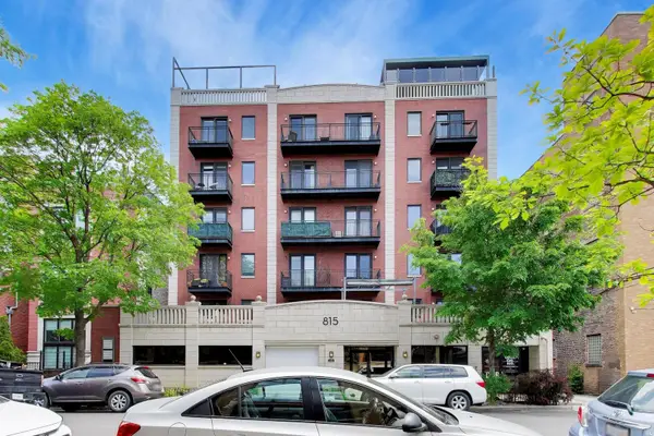 815 N Marshfield Avenue #204, Chicago, IL 60622