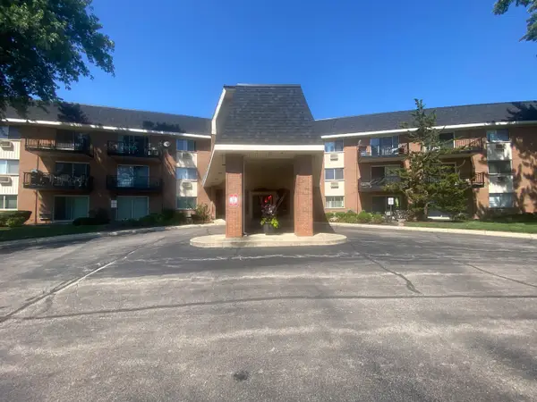 1198 Royal Glen Drive #315, Glen Ellyn, IL 60137
