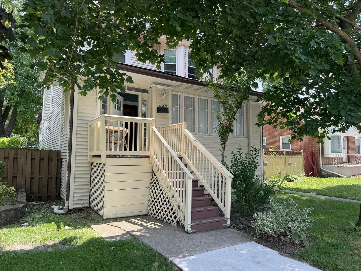 209 S 19th Avenue, Maywood, IL 60153 - #1