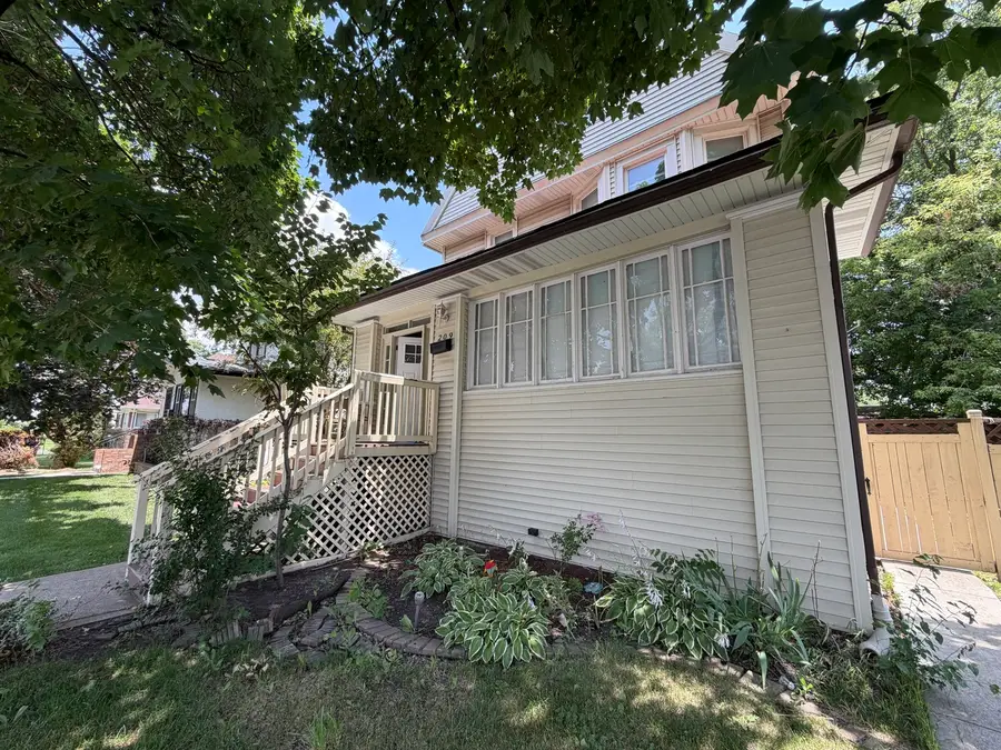 209 S 19th Avenue, Maywood, IL 60153 - #2