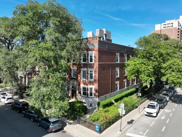 3801 N Wilton Avenue #1, Chicago, IL 60613