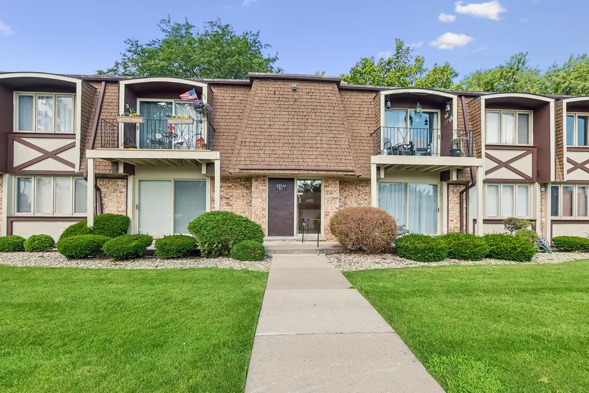 12750 Carriage Lane #C2, Crestwood, IL 60418 - #1