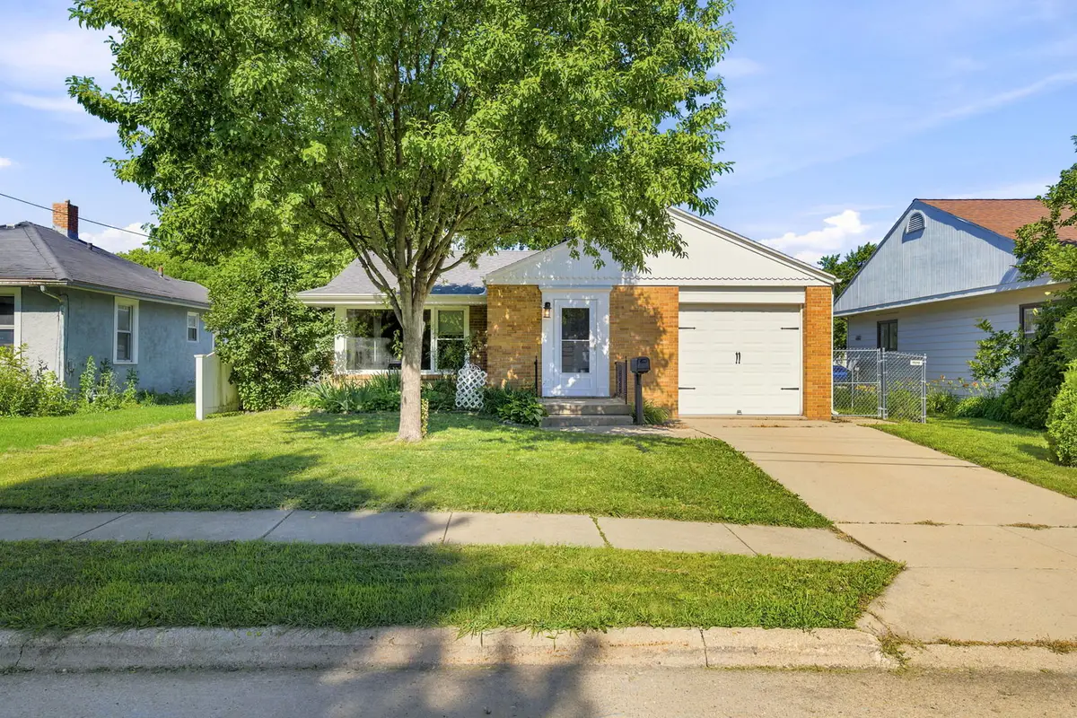 1043 State Street, Ottawa, IL 61350 - #1